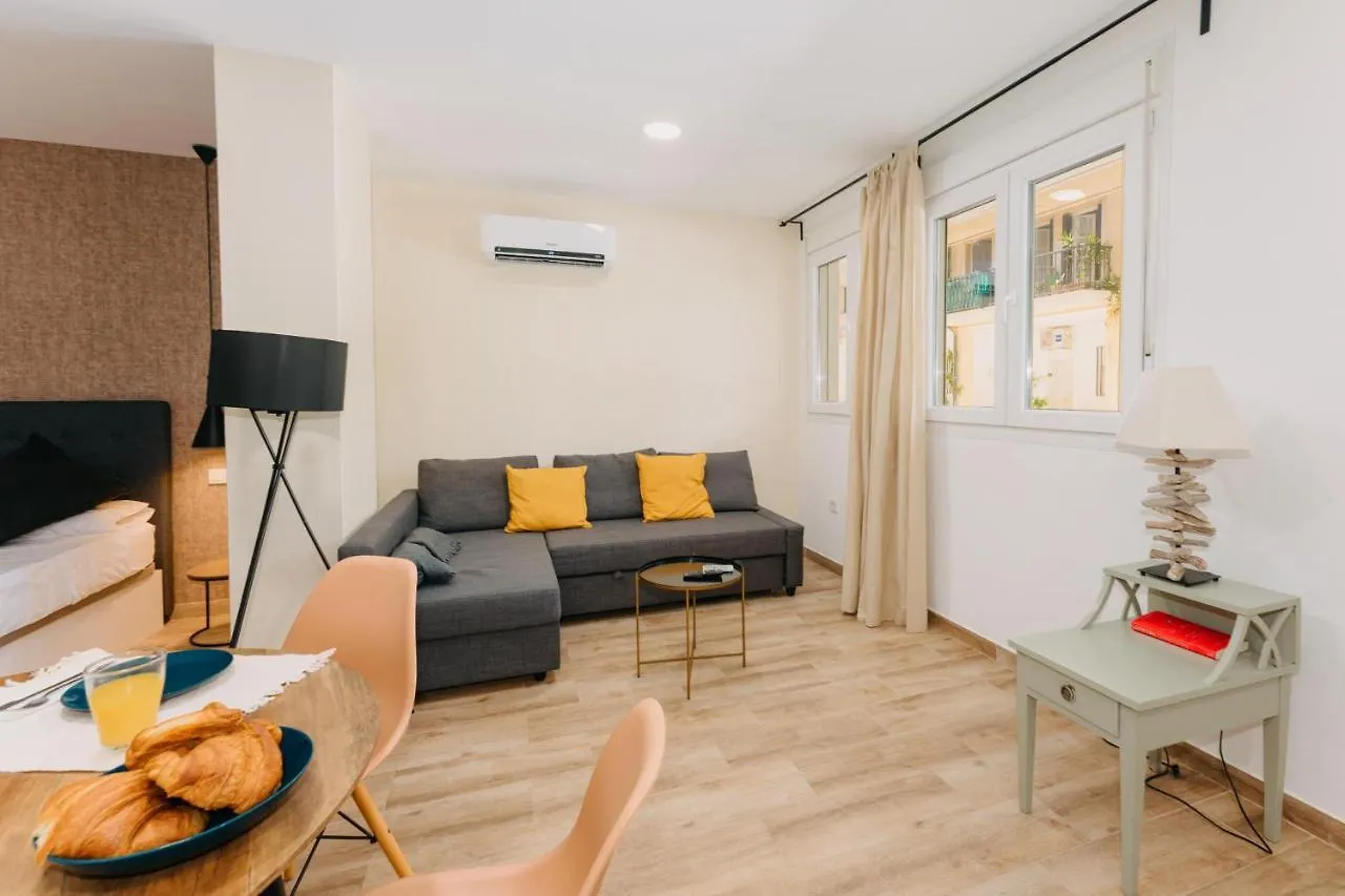 Coverlin Apartamentos San Francisco Málaga