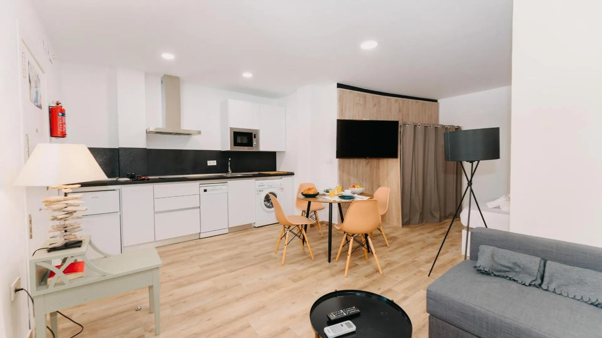 Coverlin Apartamentos San Francisco Málaga Apartment